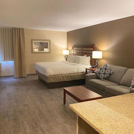 Wyndham Garden Grand Rapids Airport Hotel Eksteriør billede