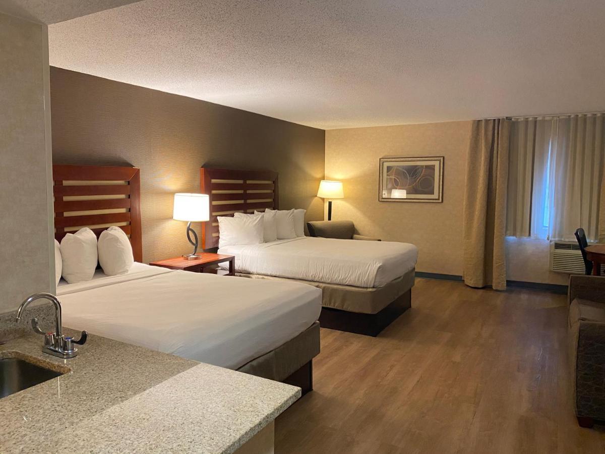 Wyndham Garden Grand Rapids Airport Hotel Eksteriør billede