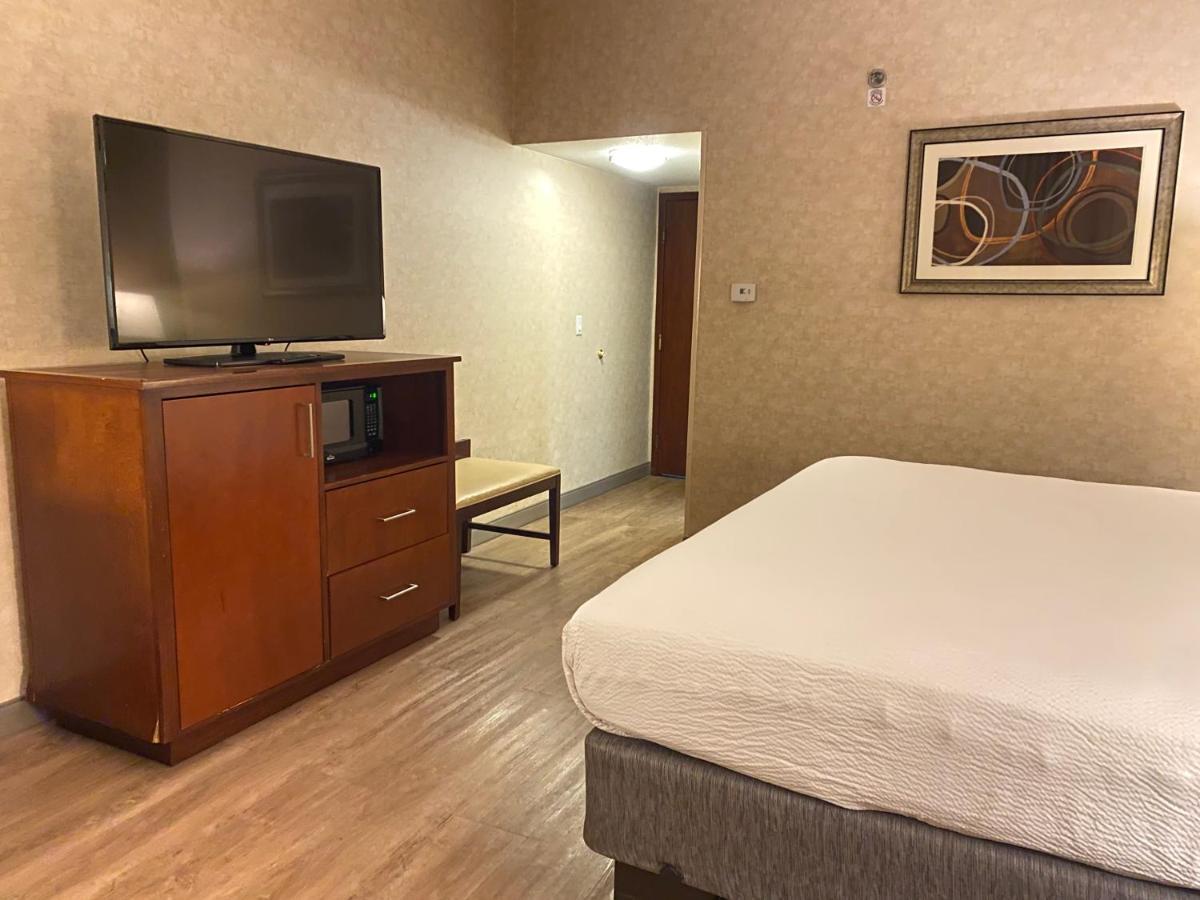 Wyndham Garden Grand Rapids Airport Hotel Eksteriør billede
