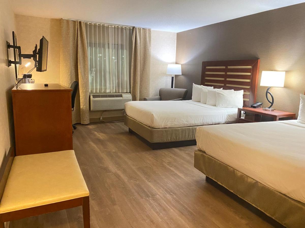 Wyndham Garden Grand Rapids Airport Hotel Eksteriør billede
