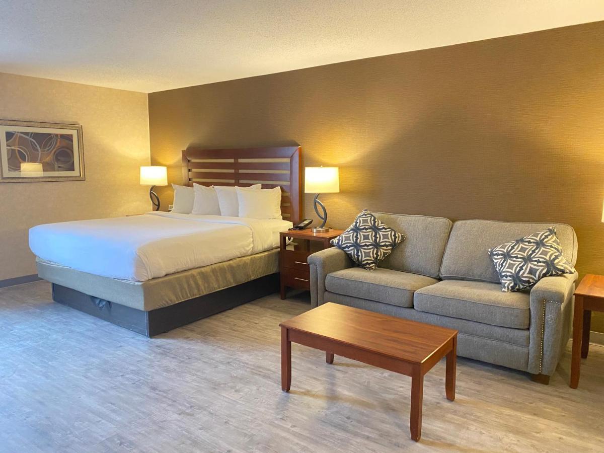 Wyndham Garden Grand Rapids Airport Hotel Eksteriør billede