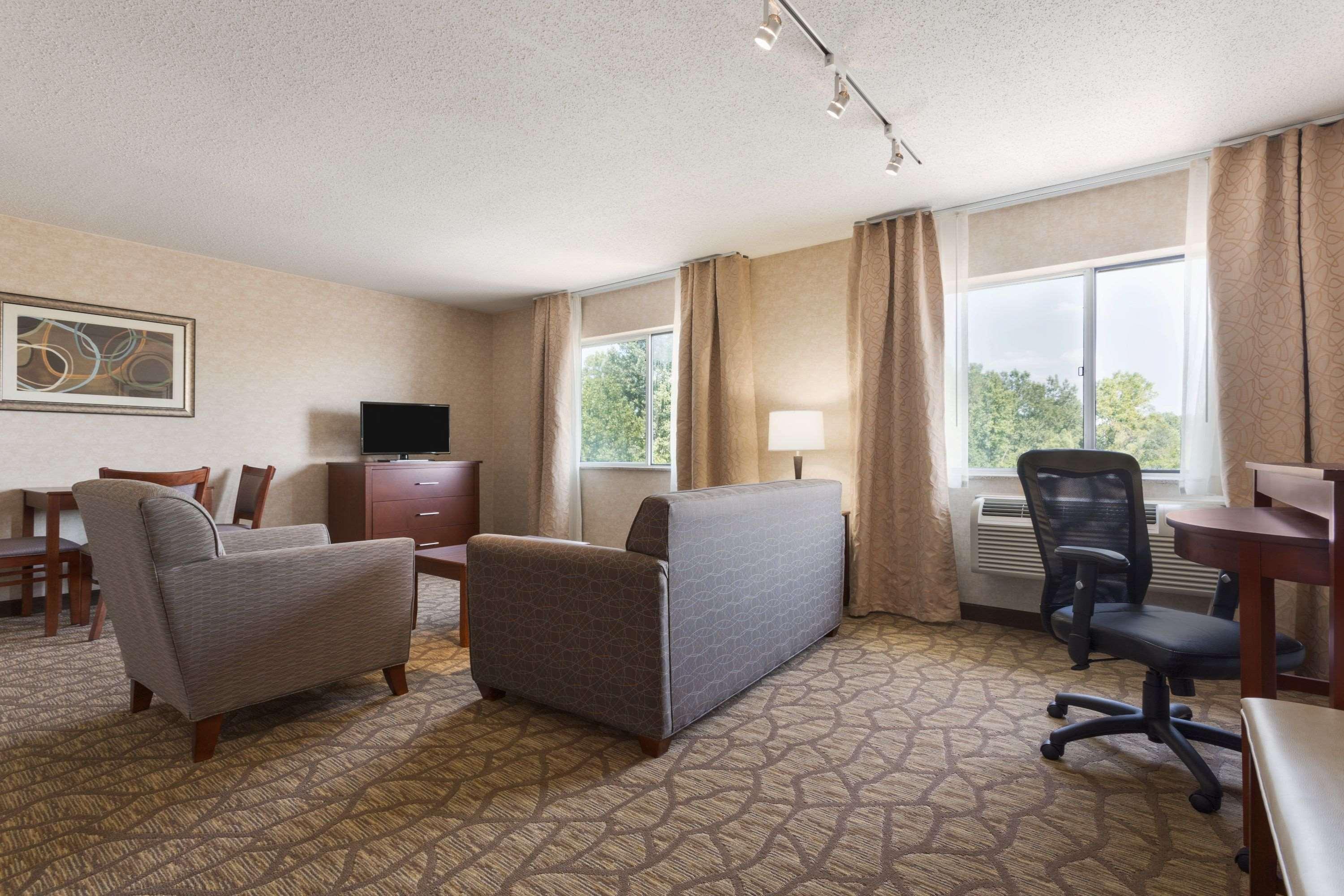 Wyndham Garden Grand Rapids Airport Hotel Eksteriør billede